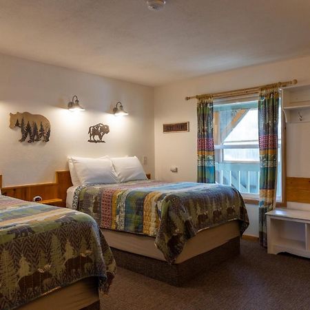 Elk Horn Lodge Cooke City Εξωτερικό φωτογραφία