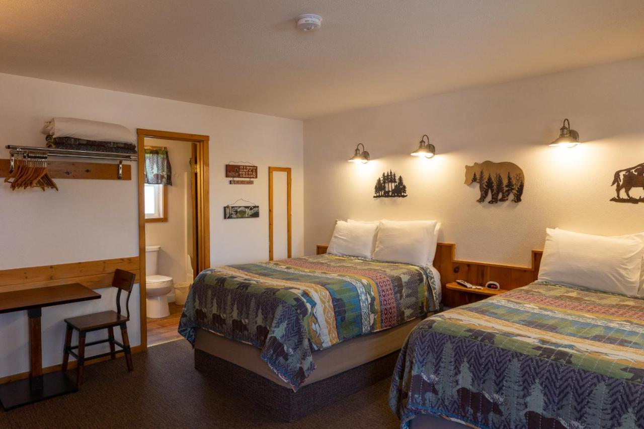 Elk Horn Lodge Cooke City Εξωτερικό φωτογραφία