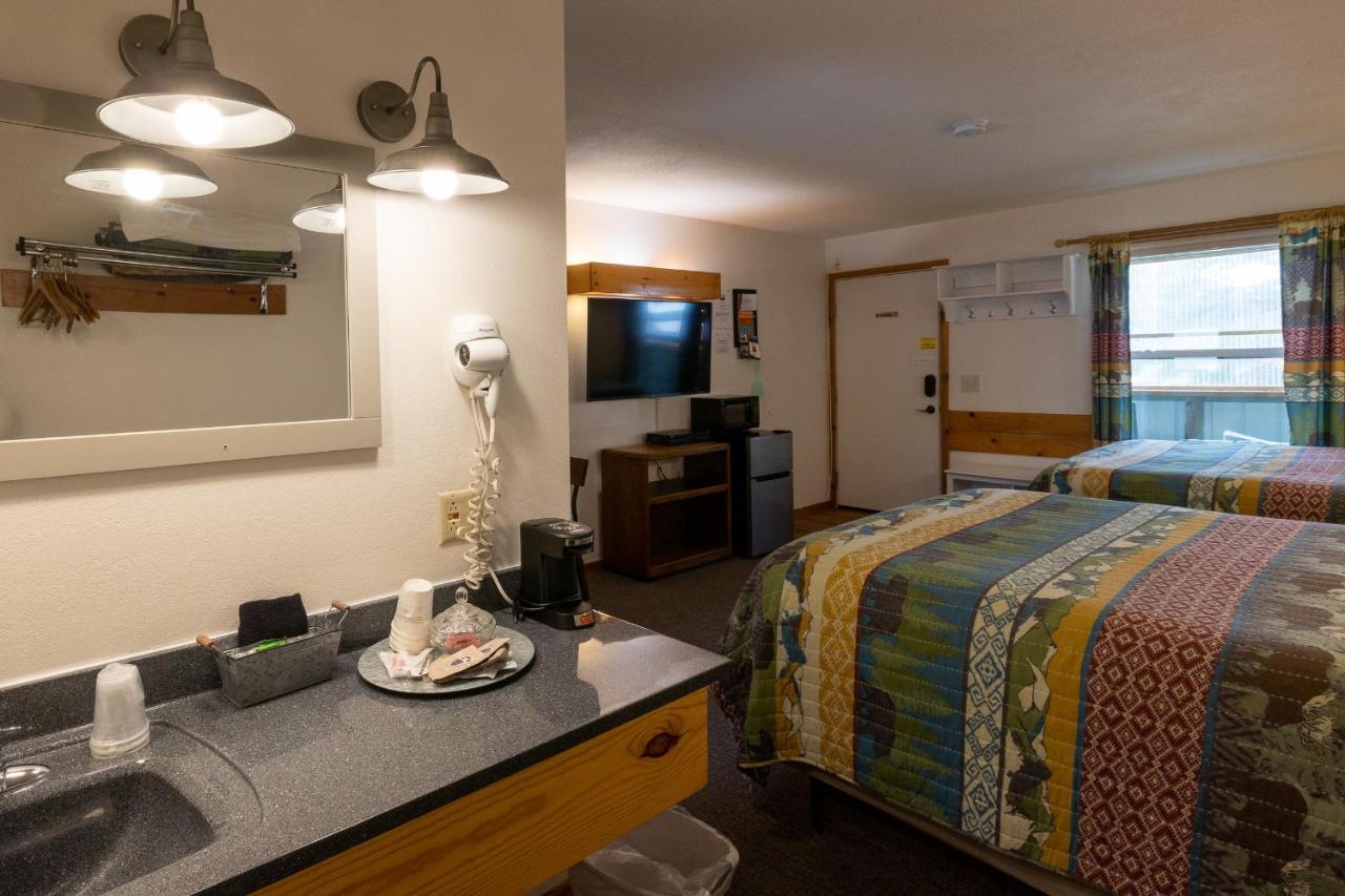 Elk Horn Lodge Cooke City Εξωτερικό φωτογραφία