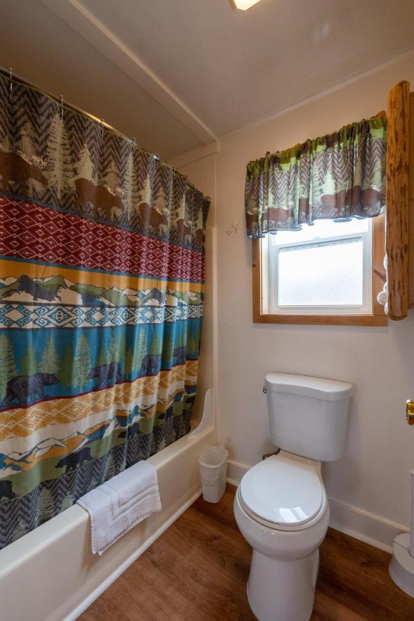 Elk Horn Lodge Cooke City Εξωτερικό φωτογραφία