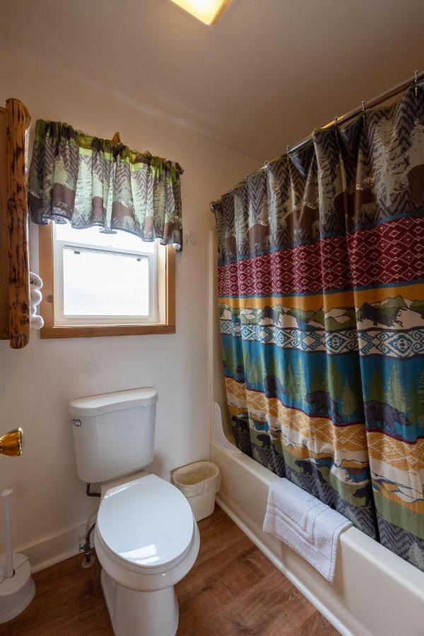 Elk Horn Lodge Cooke City Εξωτερικό φωτογραφία